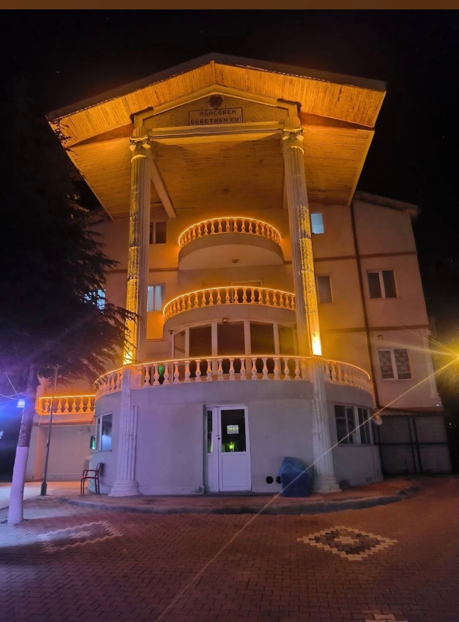 Ağaçören Öğretmenevi ve Akşam Sanat Okulu Görseli