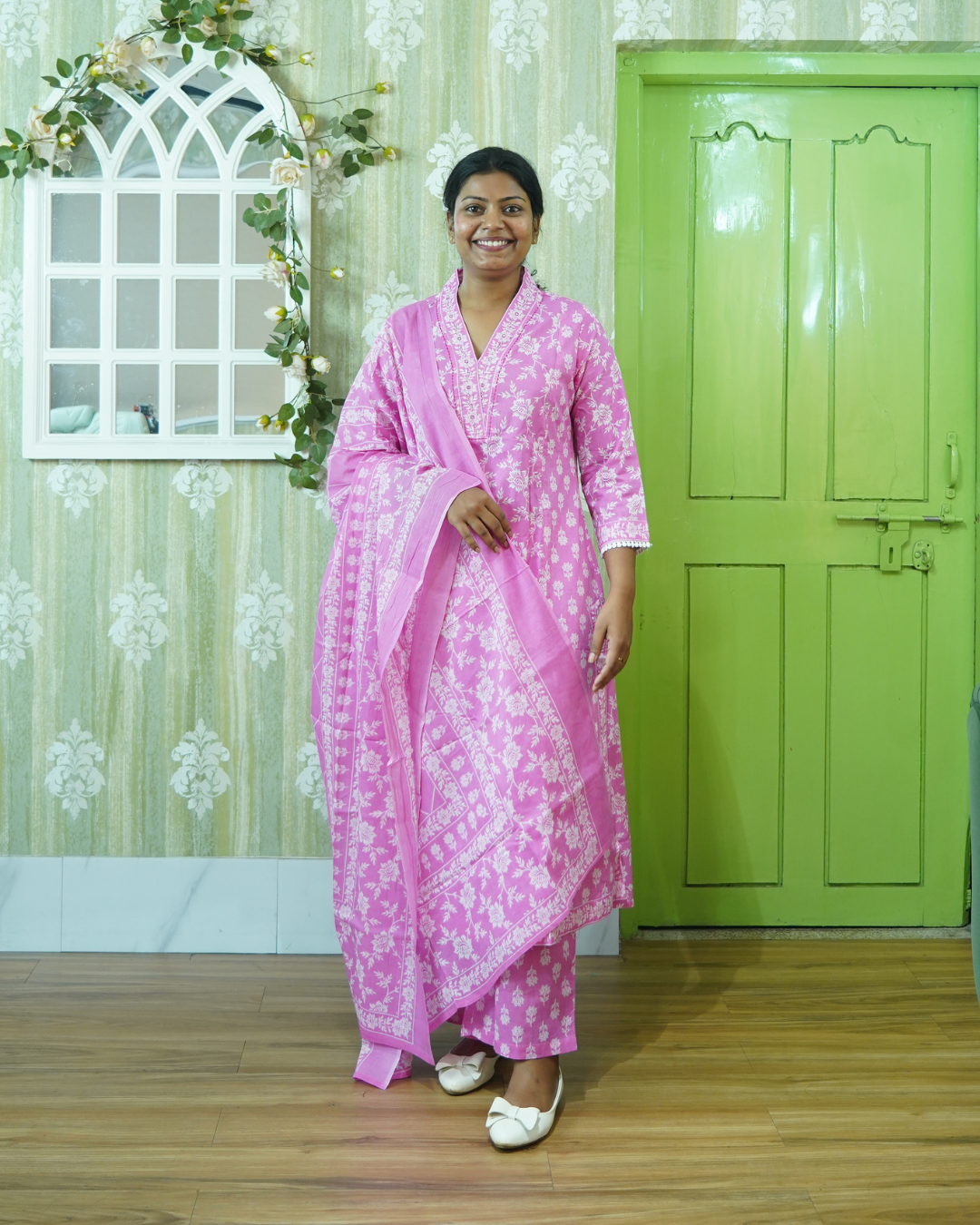 Gulabi Naksha: Petel Pink Pure Cotton Kurti Set