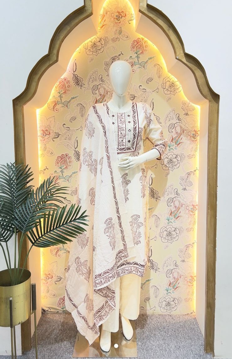Maroon Murabba: Crimson White Pure Cotton Kurti Set gallery 2