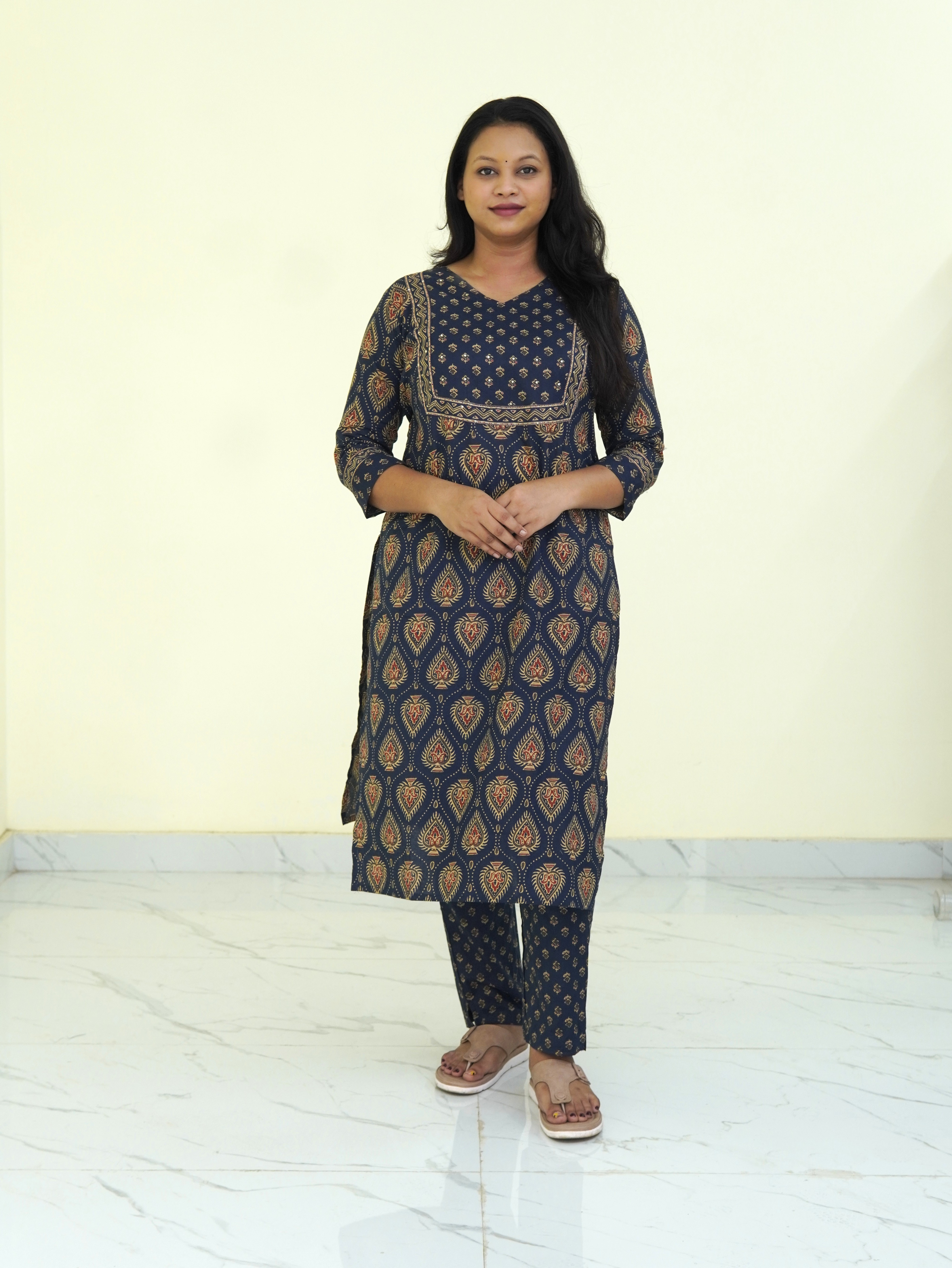 Royal Indigo: Indigo Blue Pure Cotton Set gallery 3