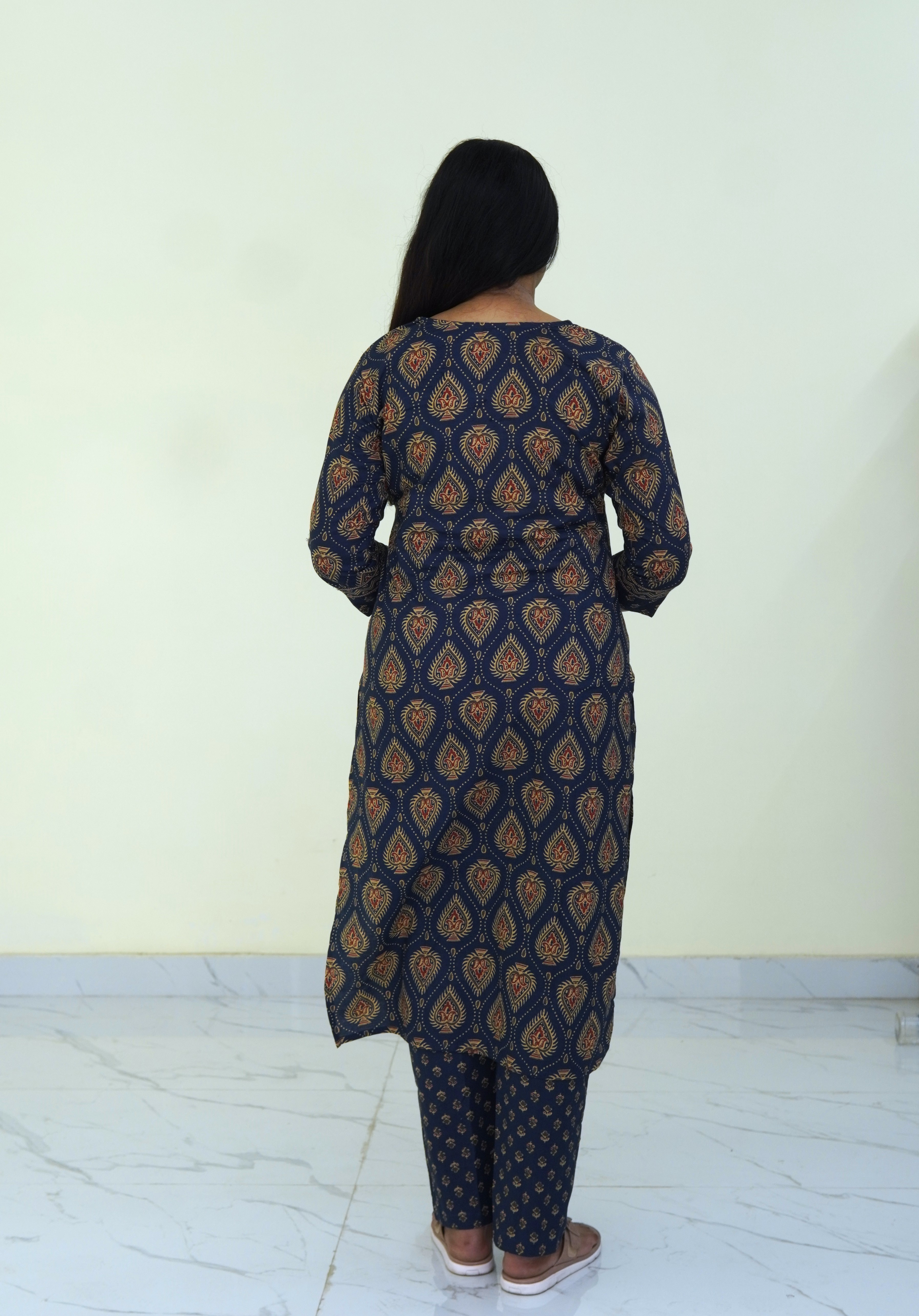 Royal Indigo: Indigo Blue Pure Cotton Set gallery 4