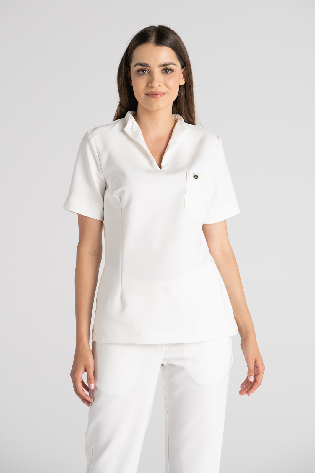 Elegancka bluza medyczna damska ze stójką May - Feather white