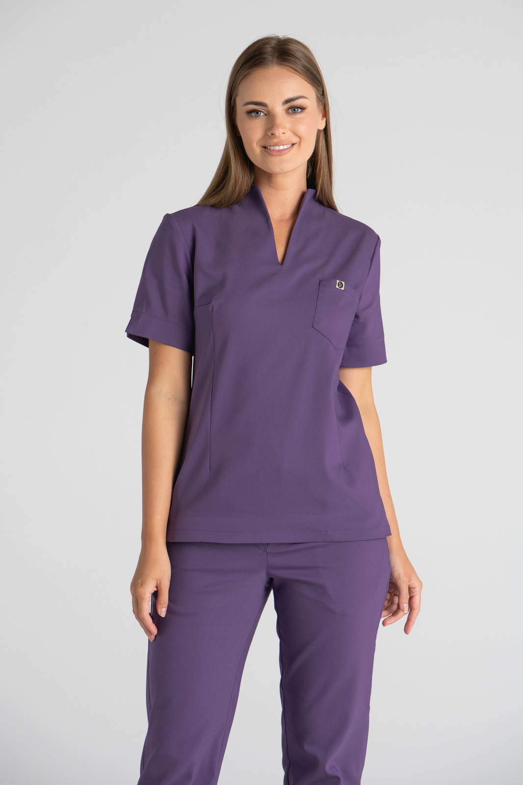 Elegancka bluza medyczna damska ze stójką May - Amethyst