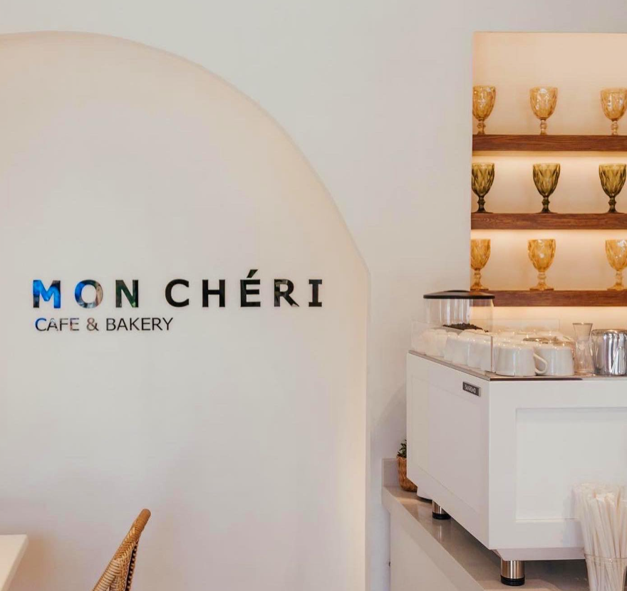 Monchéri Cafe & Bakery