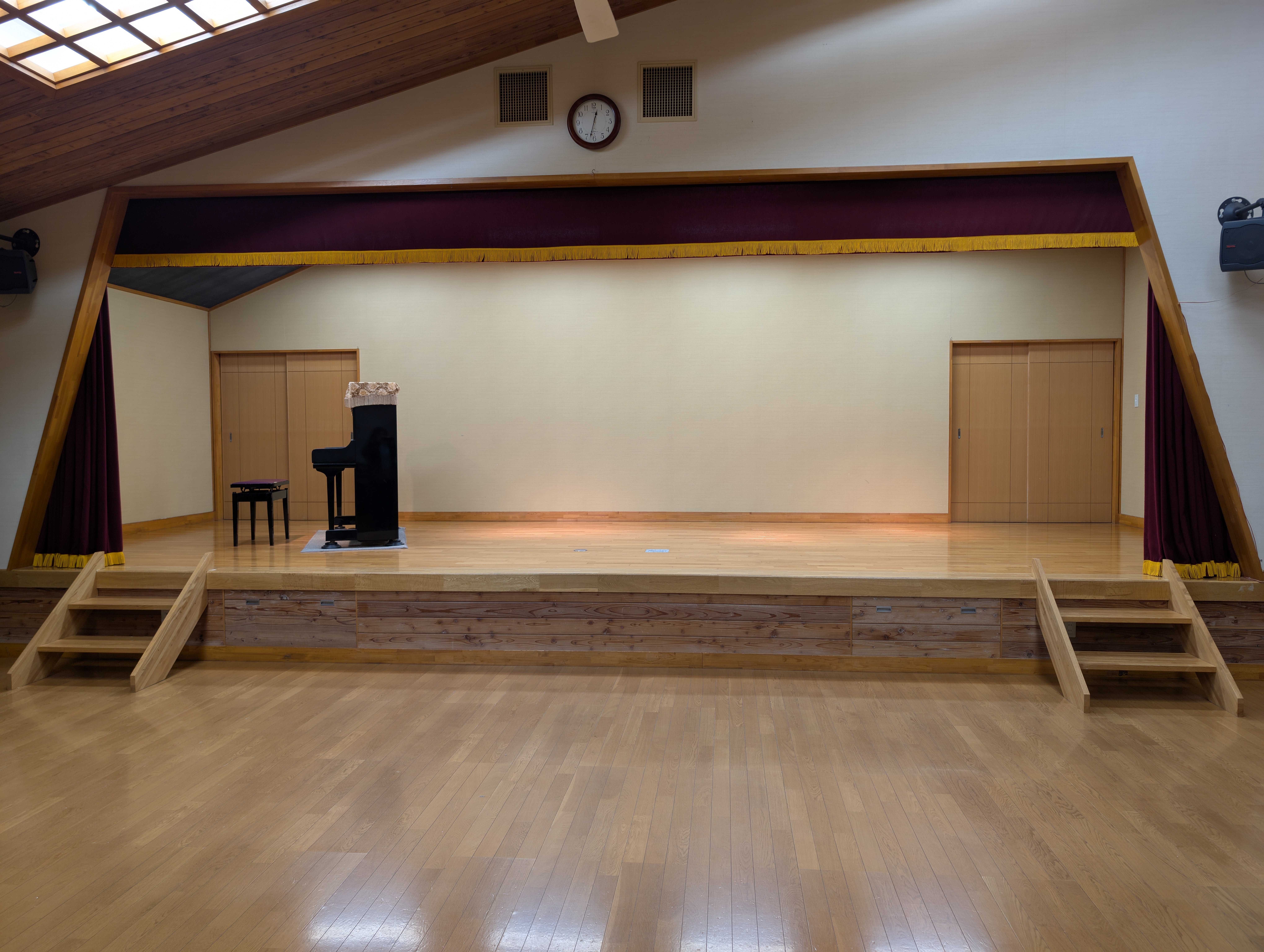 メインホール:1