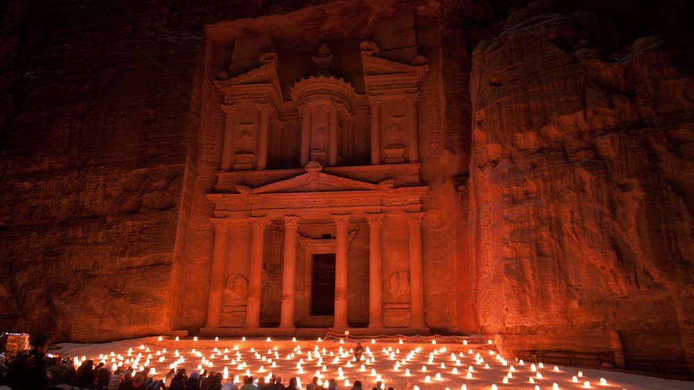 Petra by Night: A New Era with Holograms and 3D Magic