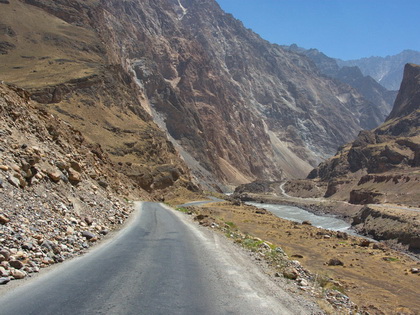 Day Tour to Tajikistan — Seven Lakes (Marguzor)-4
