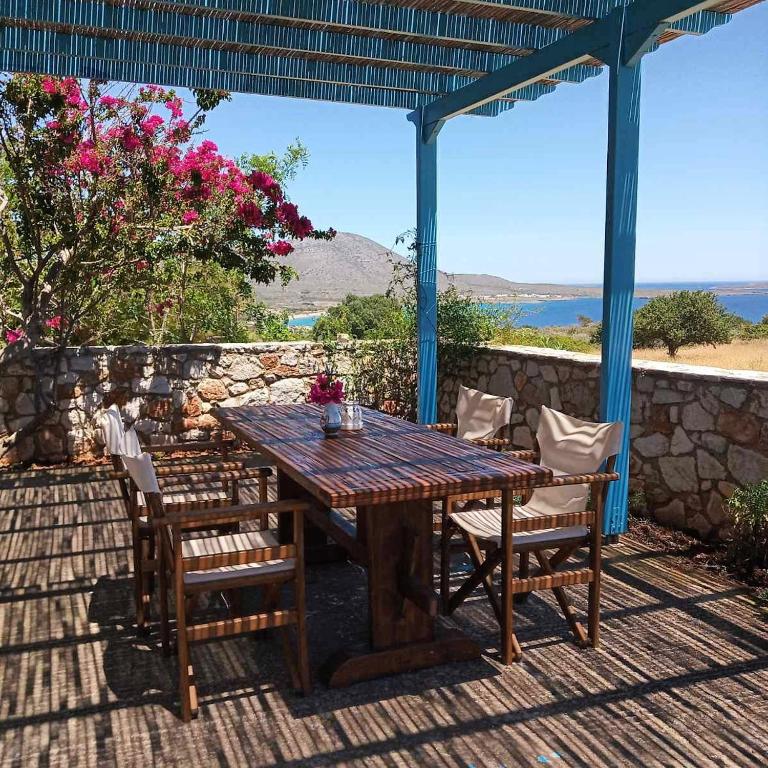 Evening veranda at Kasi's Nature Home in Kythira