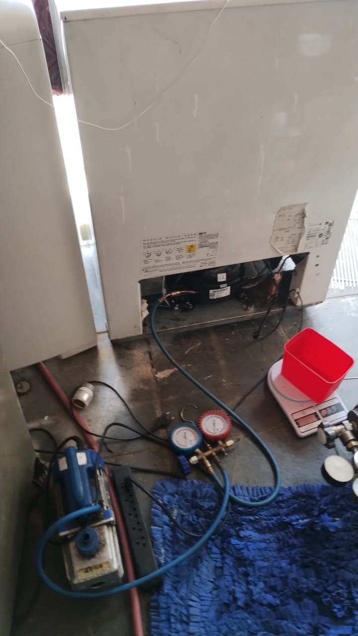Conserto de geladeira, máquina de lavar, microondas, bebedouro