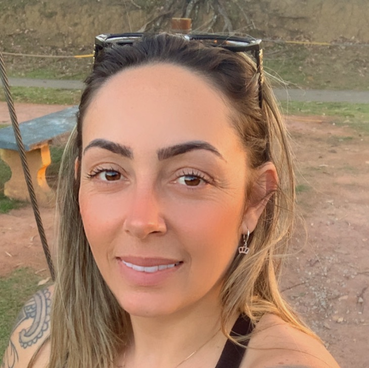 Renata Silva Correa de Oliveira