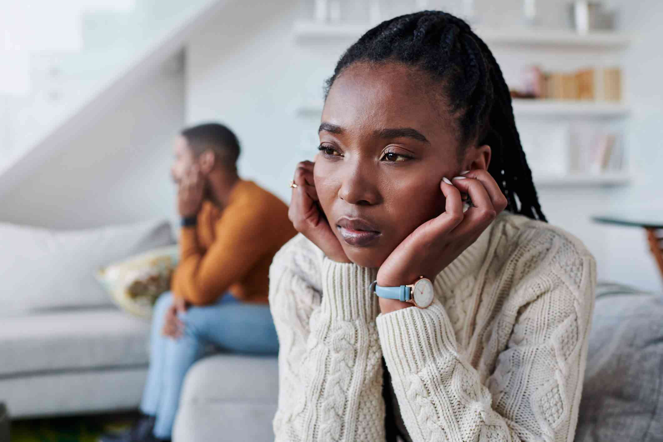 "Whatever Belongs to You, Belongs to Me": A Reflection on Financial Irresponsibility and Gender Roles in Modern Relationships