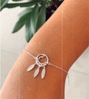 Pulsera de plata con atrapa sueños unido