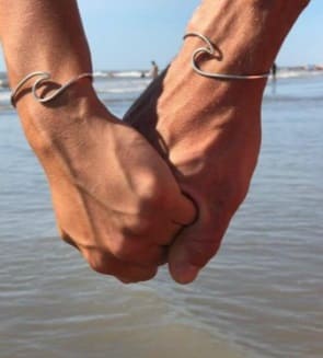 Pulsera esclava de plata forma ola