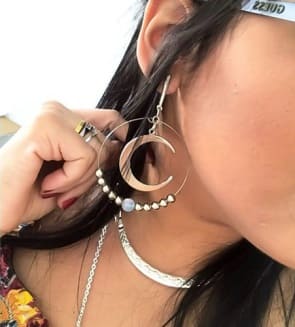 Aros argolla de acero quirúrjico con dije de luna (precio x par)