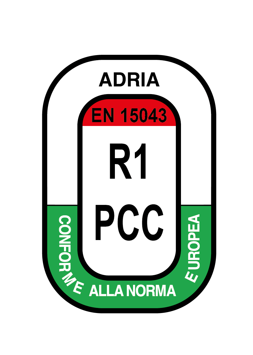 Logo ADRIA che indica la conformità alla norma europea EN 15043, categoria R1 PCC.