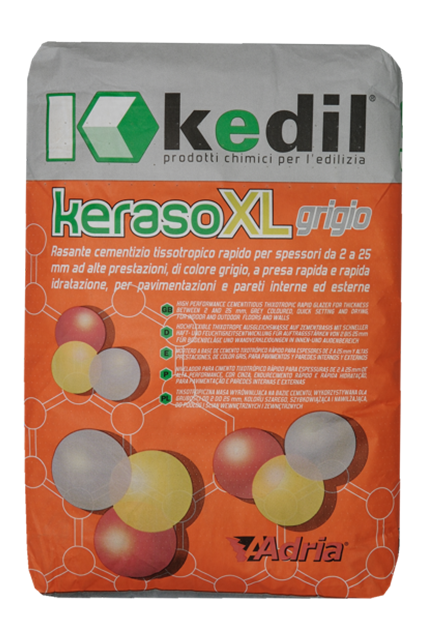Un sacco di rasante cementizio Kedil KerasoXL grigio.