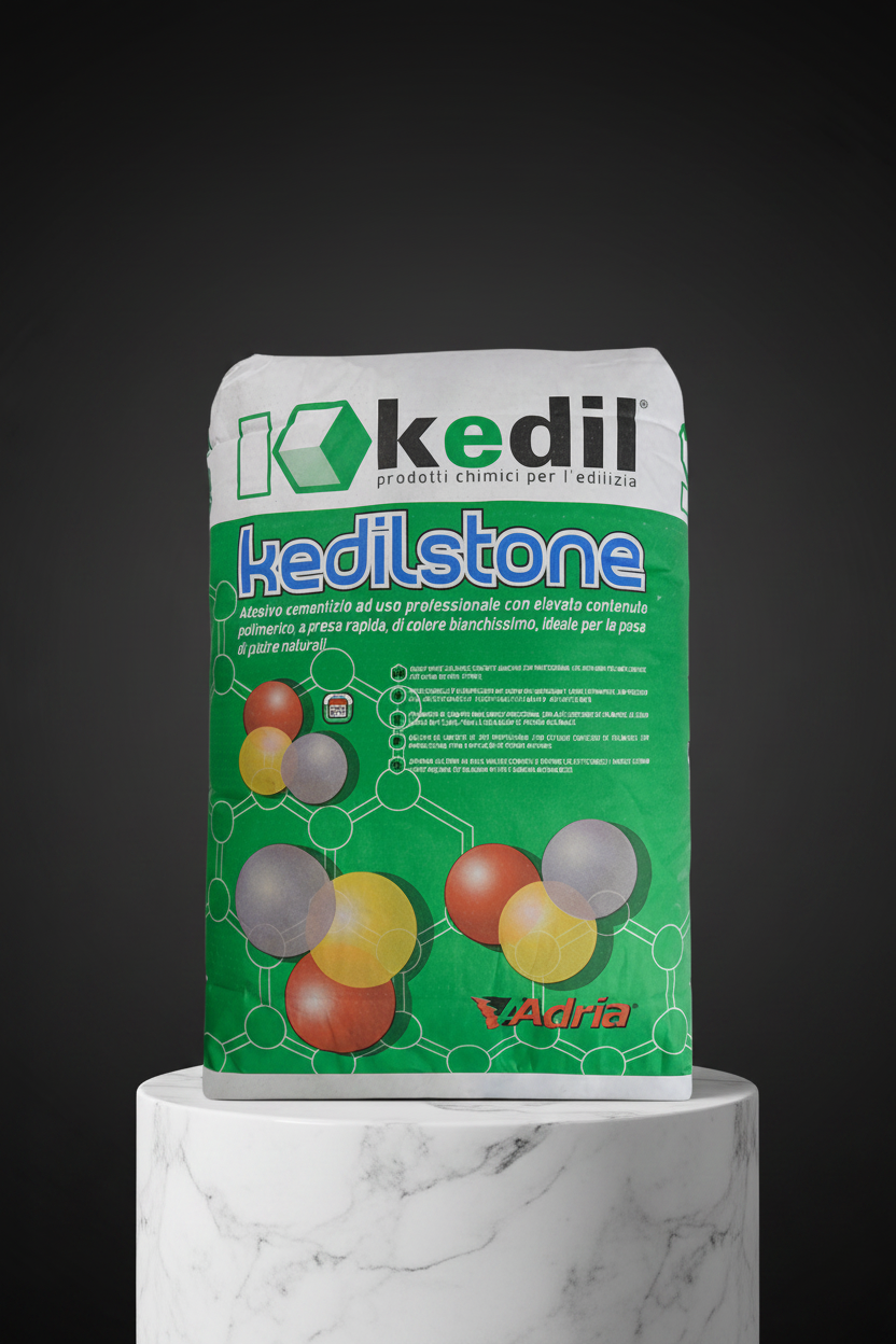 Ein Sack Kedilstone Steinkleber auf einem Sockel.