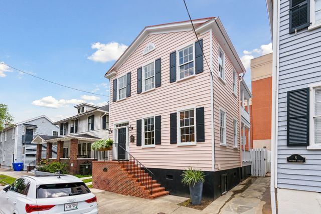 31:2DoughtySt-KeenEyeMarketing-003
