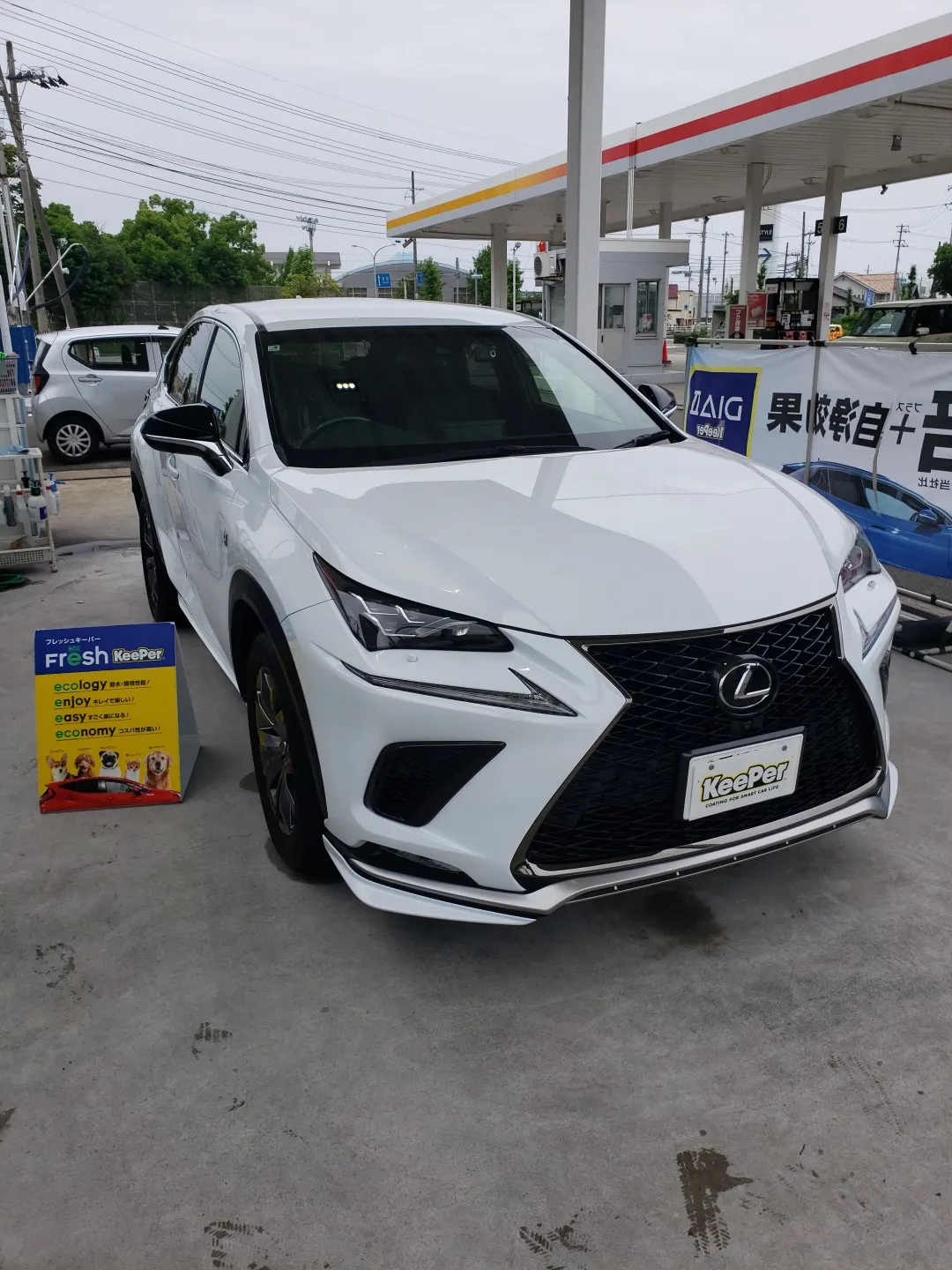 レクサスNX350にフレッシュキーパーでガラスコーティング、SUV中古車もホワイト車も輝く