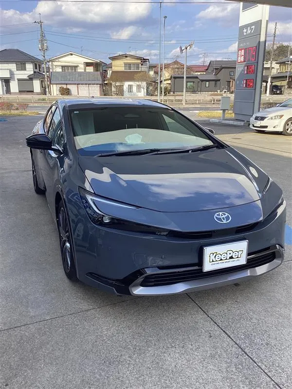 トヨタ プリウス新車にダイヤⅡキーパーコーティングを施工しました。