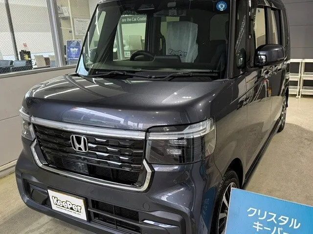 ホンダ N-BOXクリスタルキーパー施工、軽自動車新車シルバー系ガラスコーティング