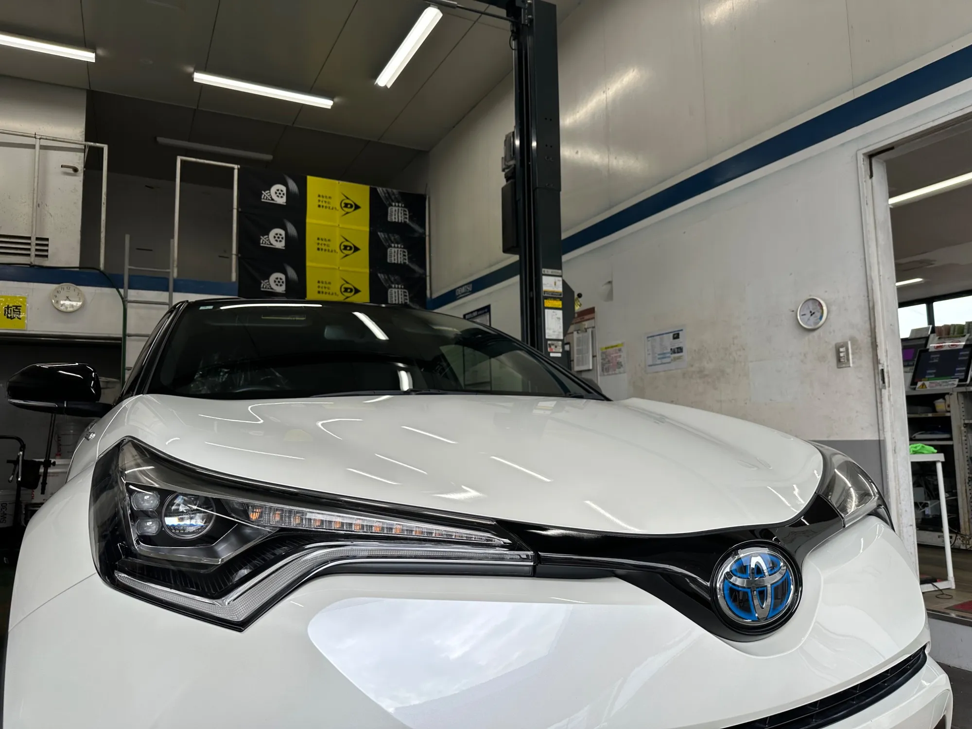 トヨタC-HRにクリスタルキーパーを施工したSUV・クロカンの写真