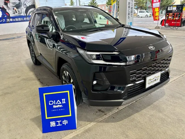 トヨタRAV4へのダイヤⅡキーパー施工、SUV・クロカン、ブラック・濃色系、新車、ガラスコーティング