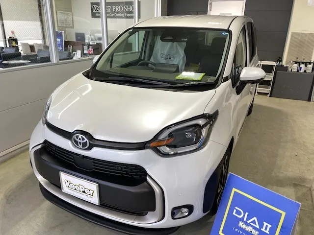 トヨタ シエンタ ダイヤⅡキーパー施工 新車ホワイト・淡色系ミニバン