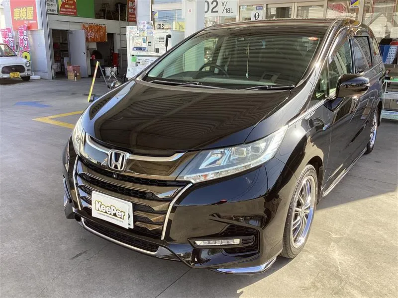 ホンダ オデッセイへのフレッシュキーパー施工事例、ブラック・濃色系ミニバンにガラスコーティング
