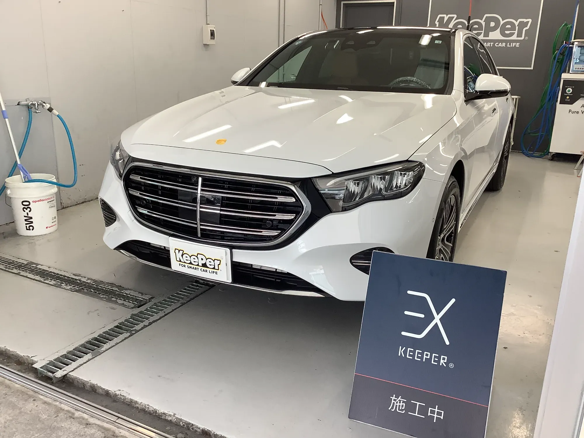 メルセデスベンツCクラスセダンにEXキーパープレミアムを施工した事例