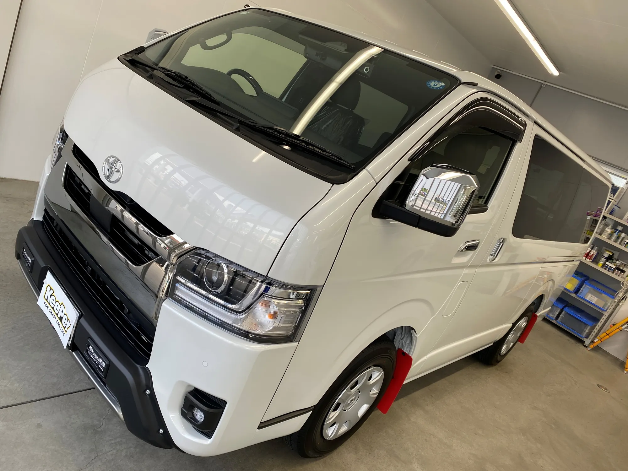 ハイエースのカーコーティング施工事例
