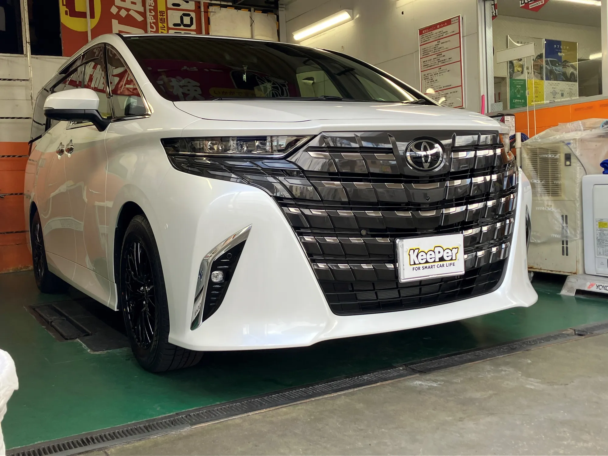 トヨタ・アルファードのカーコーティング施工事例