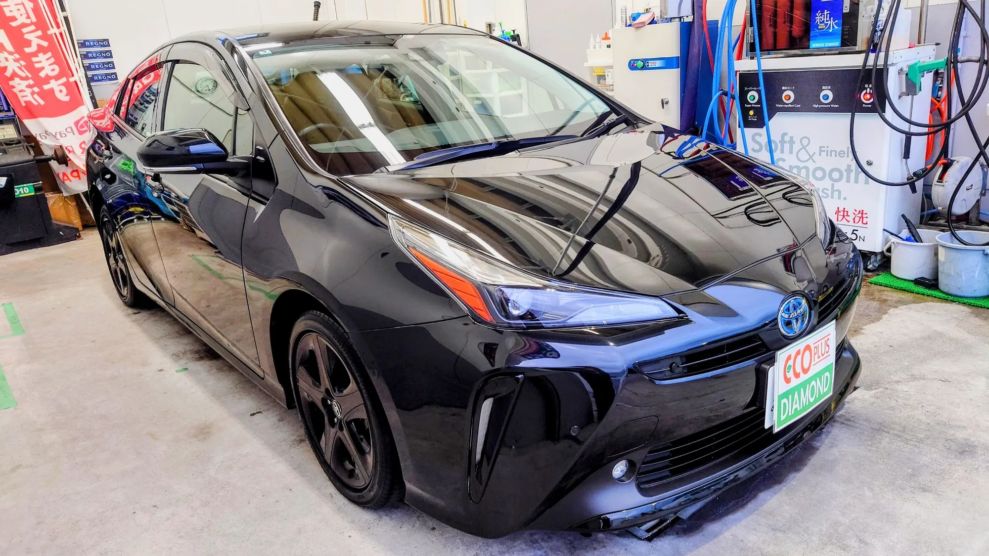 トヨタ　プリウスのカーコーティング施工事例