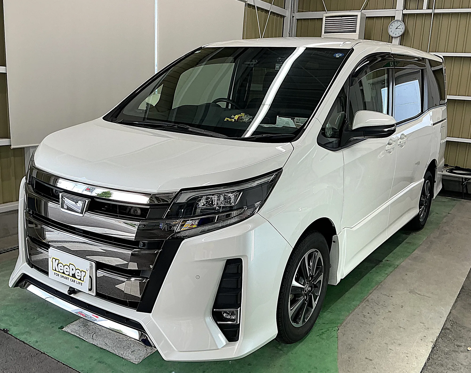 TOYOTA NOAHのカーコーティング施工事例