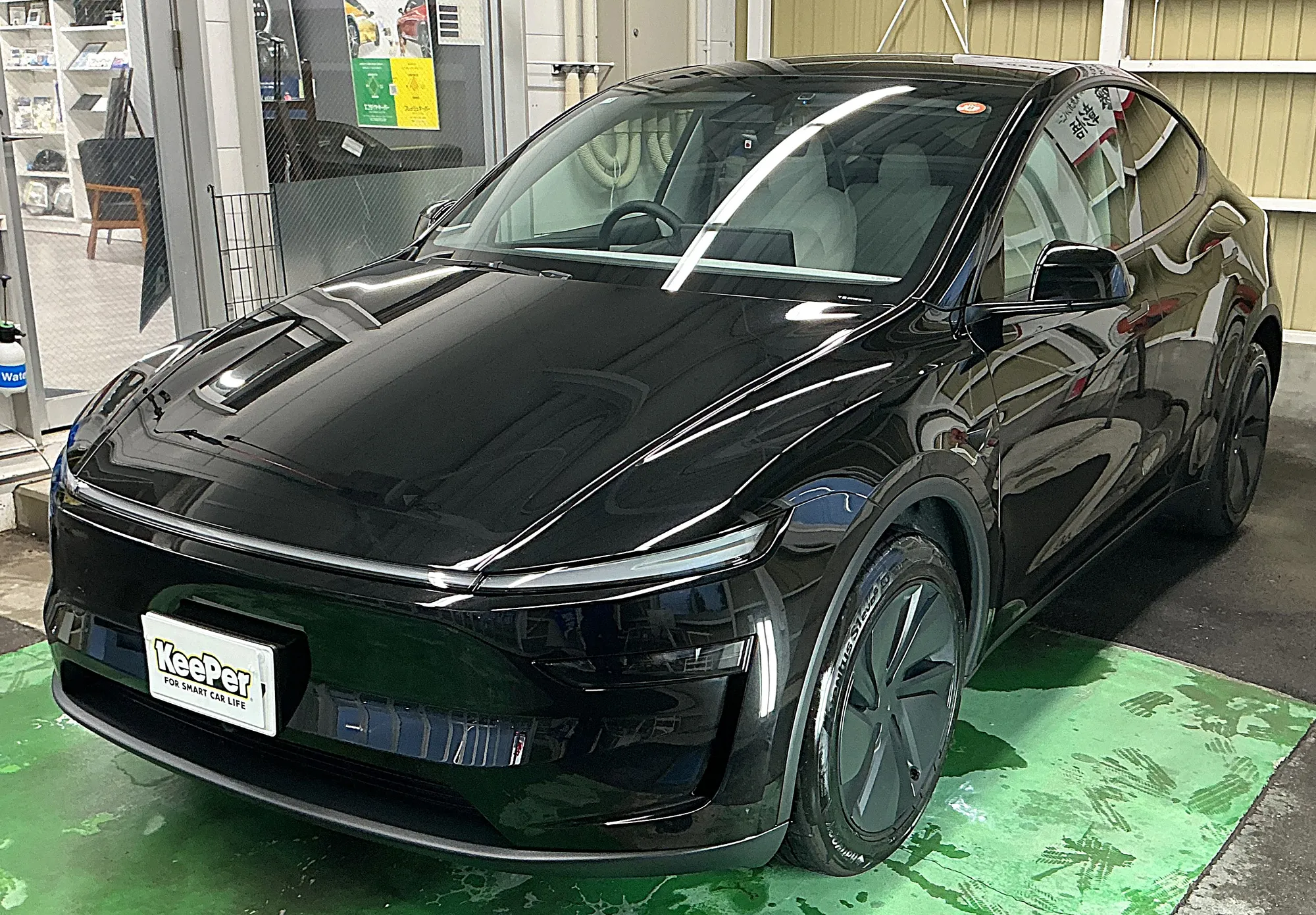 TESLA MODEL Yのカーコーティング施工事例