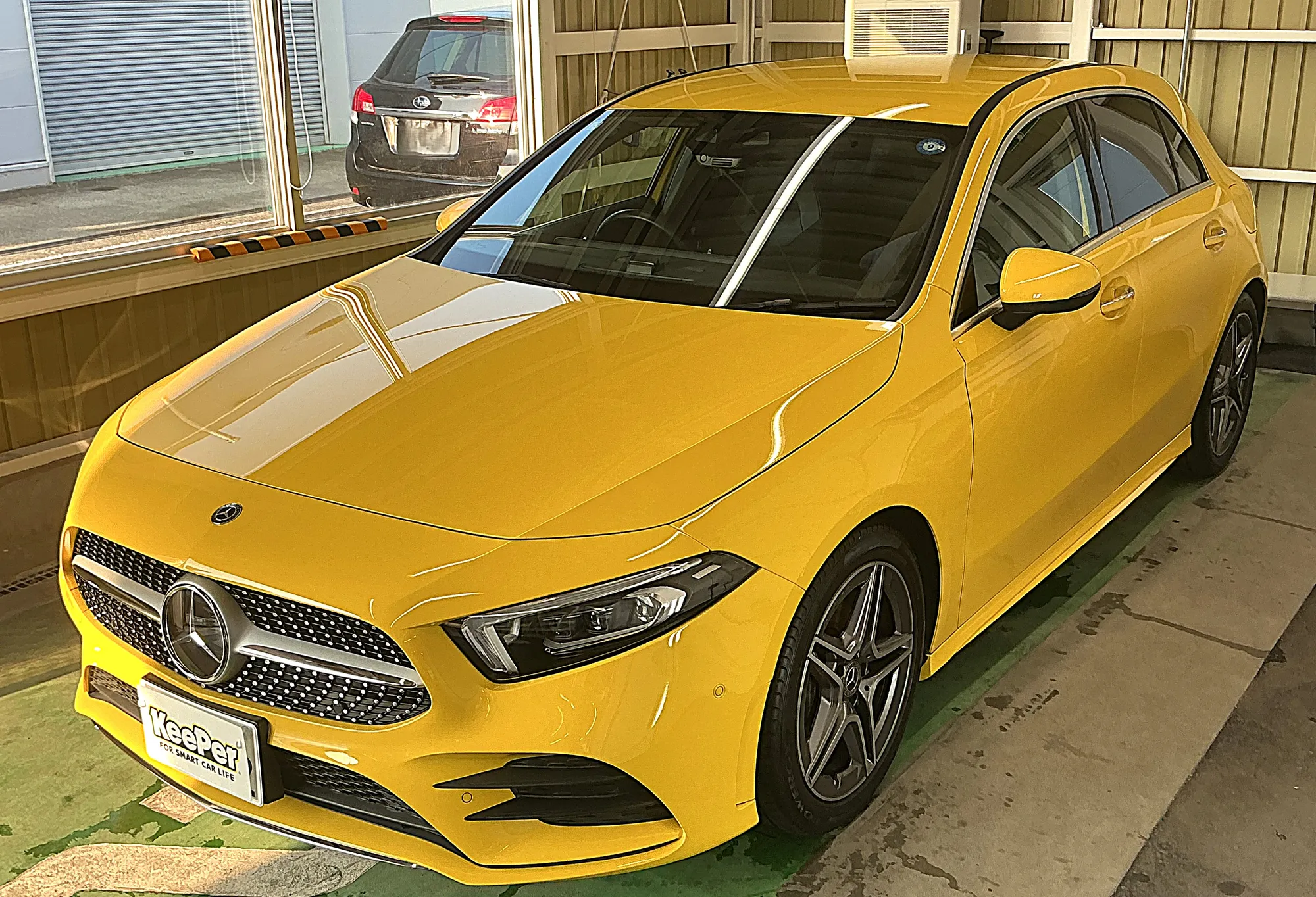 Mercedes Benz A Classのカーコーティング施工事例