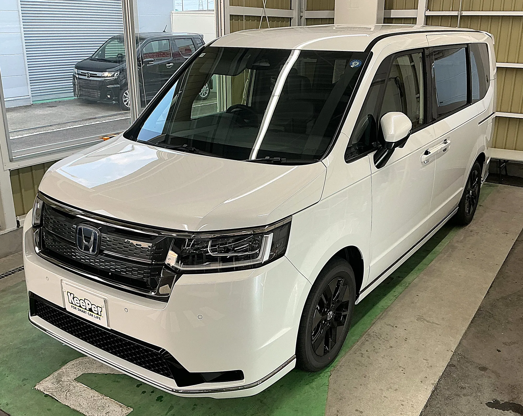 HONDA STEP WGNのカーコーティング施工事例