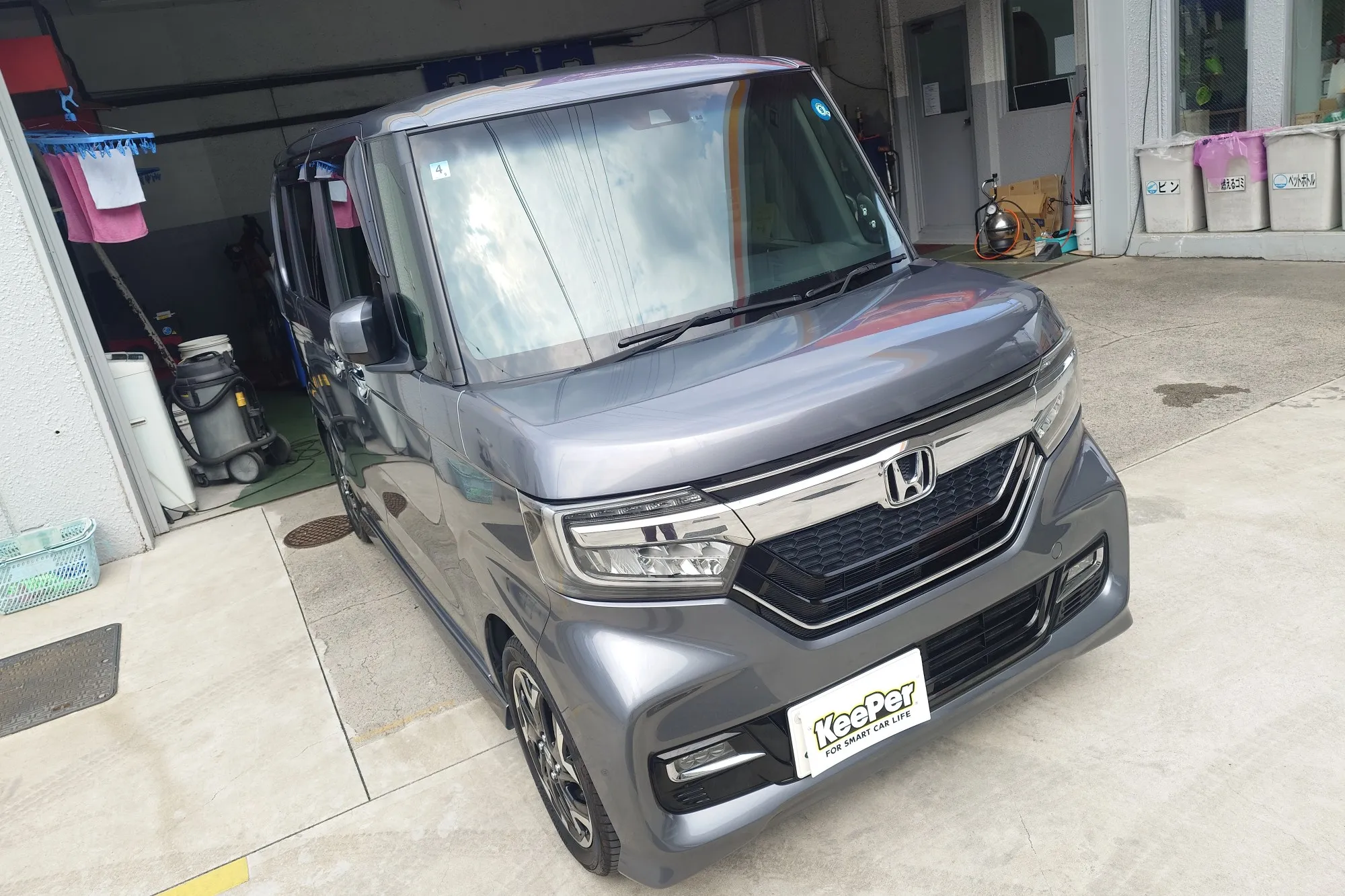 ホンダ　N-BOXのカーコーティング施工事例