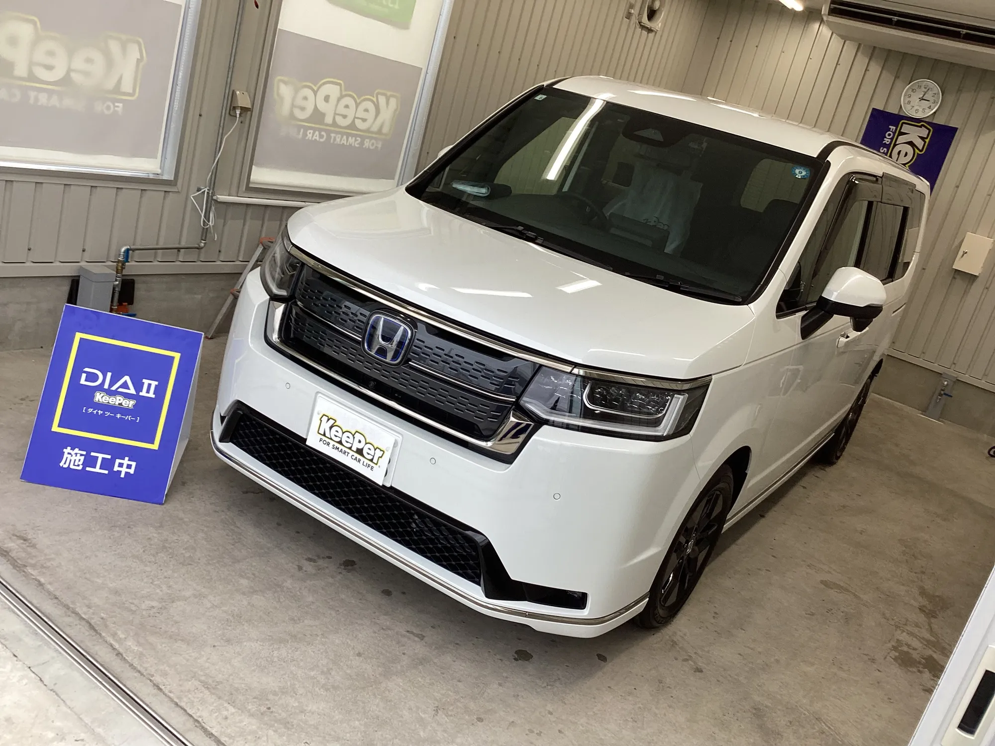 ホンダ ステップワゴンのカーコーティング施工事例