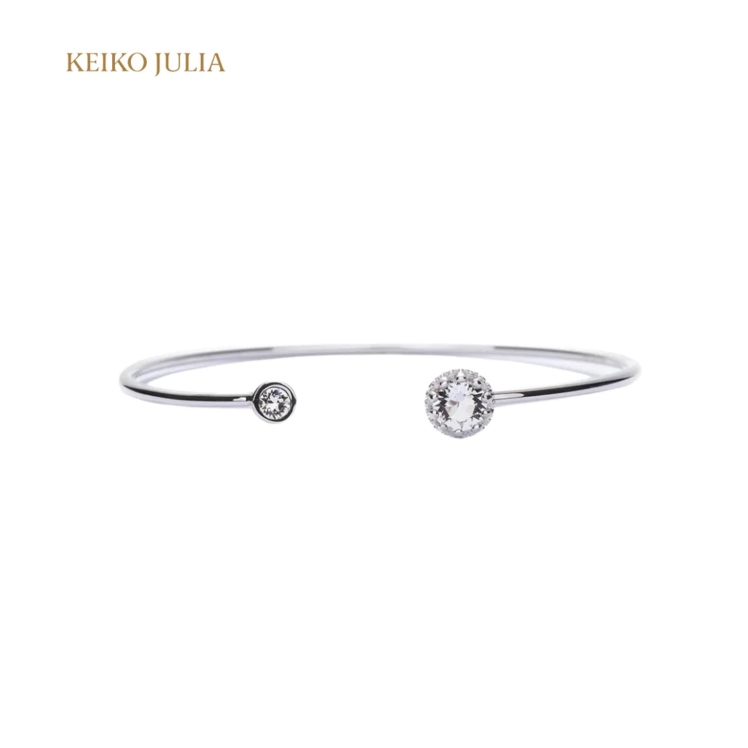 Crown Bangle WG