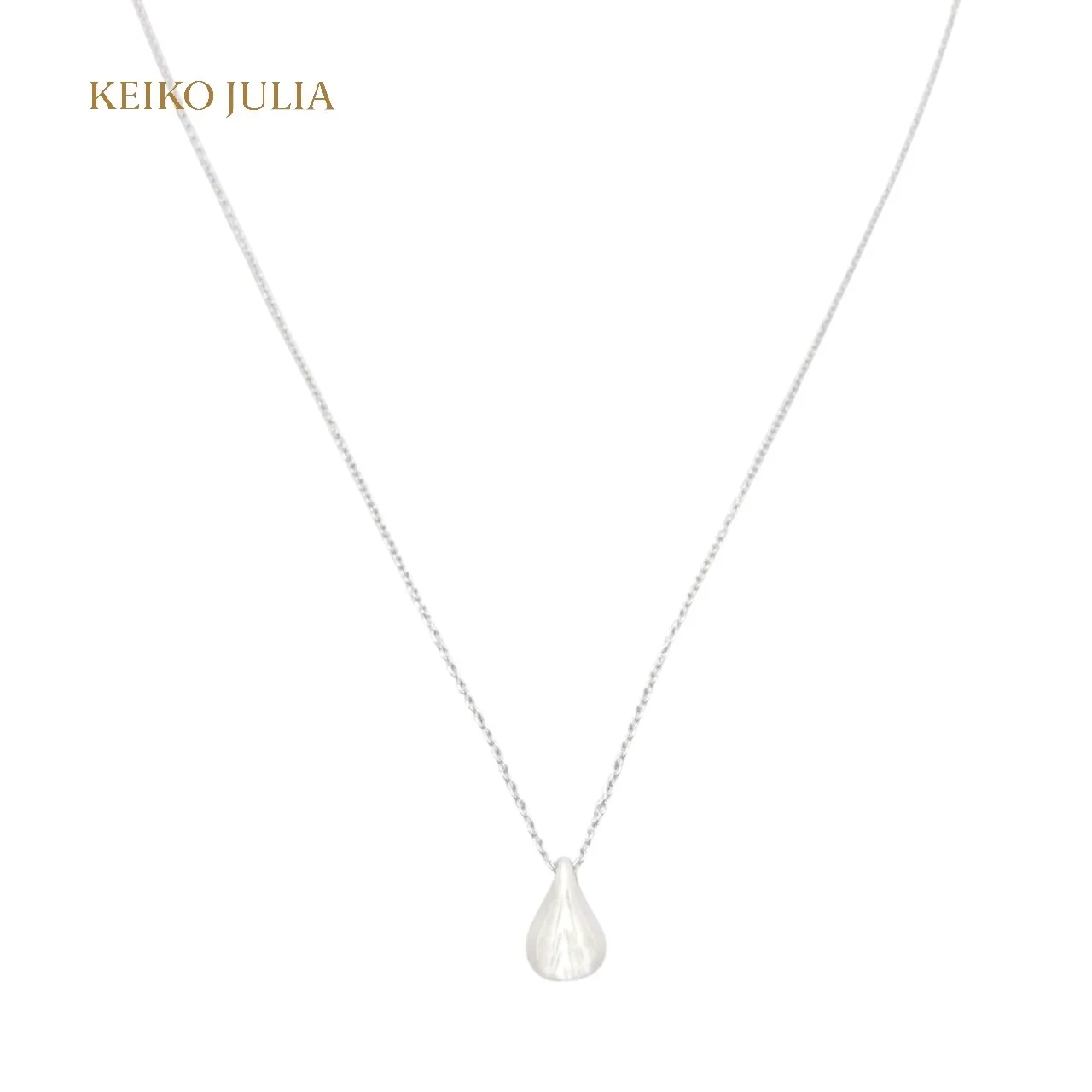 Sweet Raindrop Necklace WG
