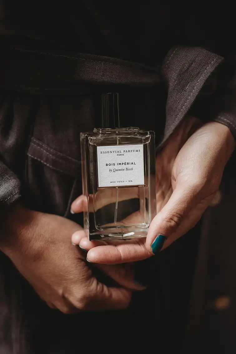 бренд Essential Parfums