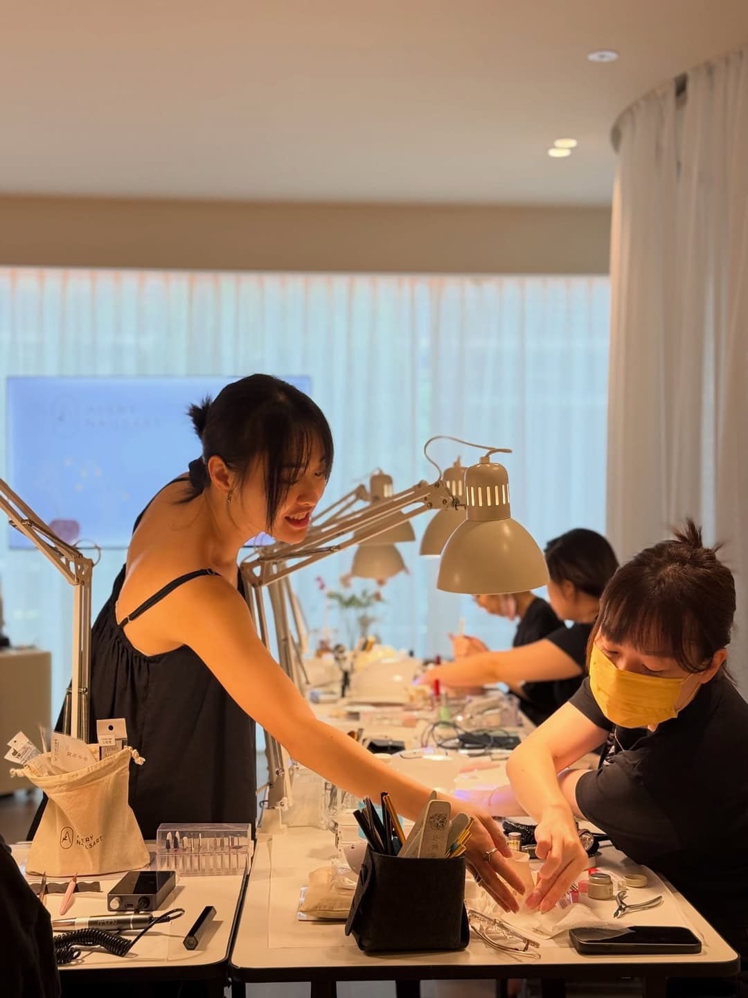 Advanced Nail Course: Professional Detail Enhancement 8