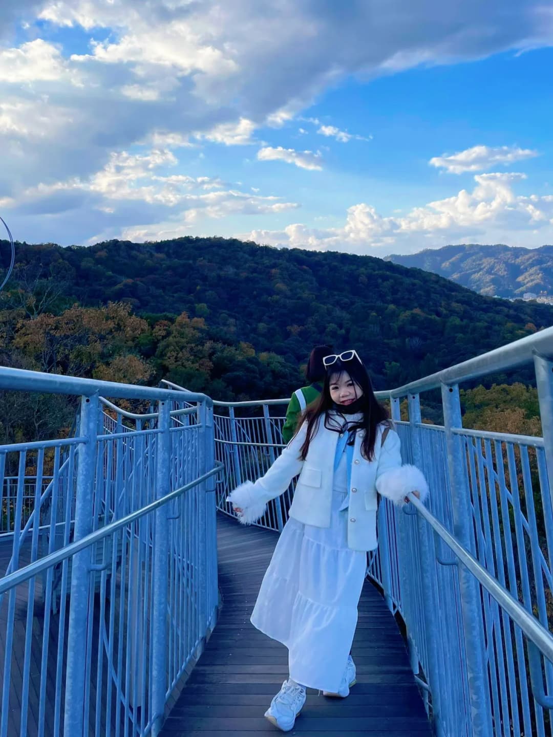 It was very windy that day