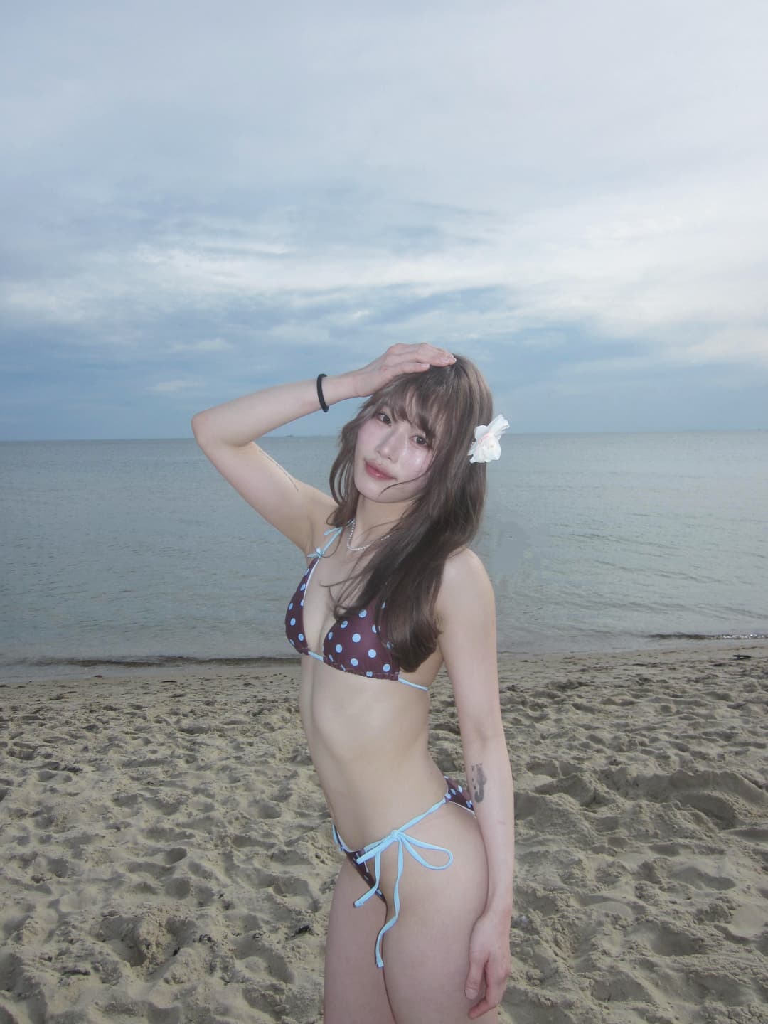 Beach babe 2