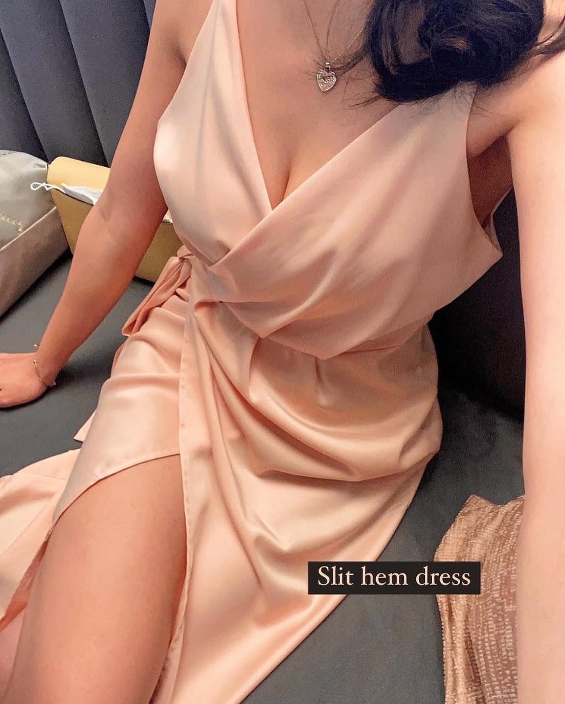 Jovene Satin Low-back Dress Details 2