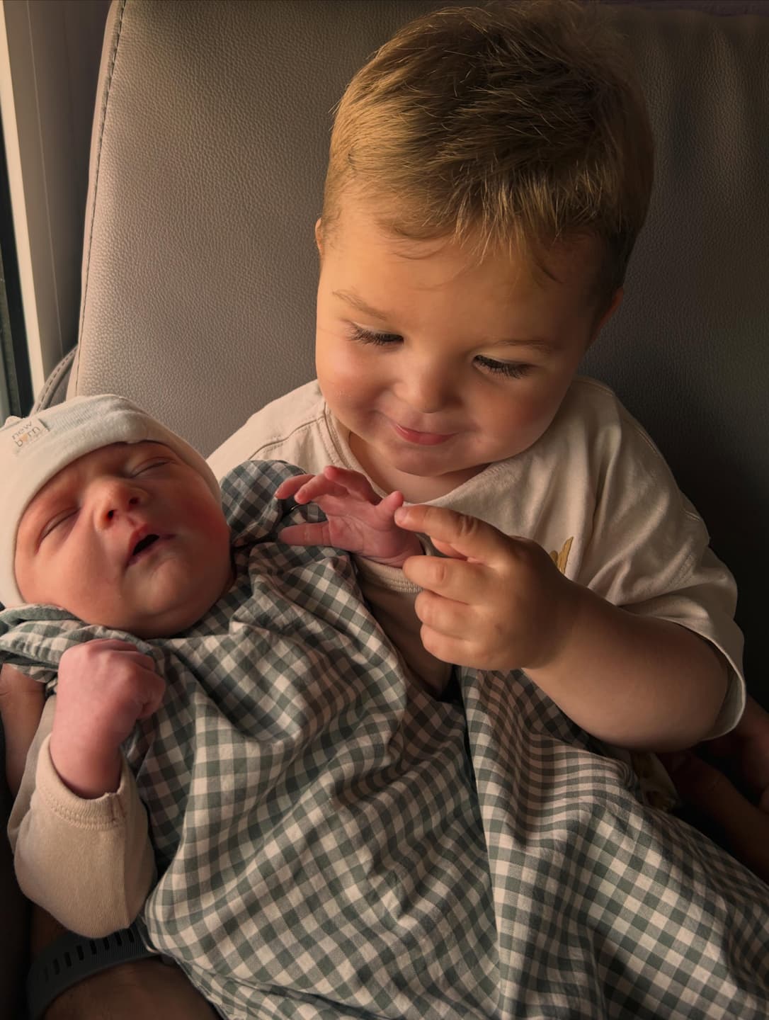 Elias is here 2