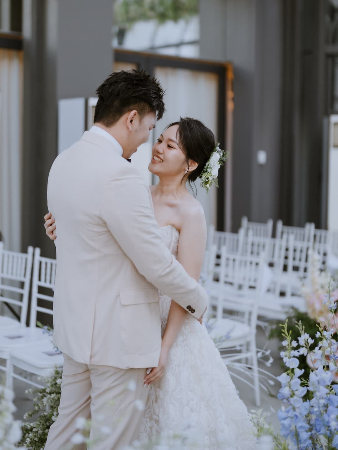 First look wedding moment 8