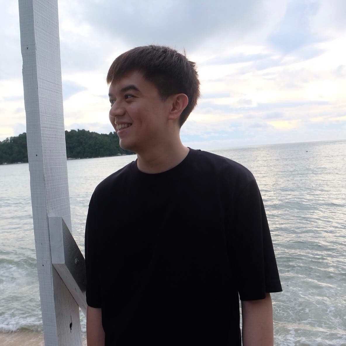 The sea's calm, and so am I 😊
