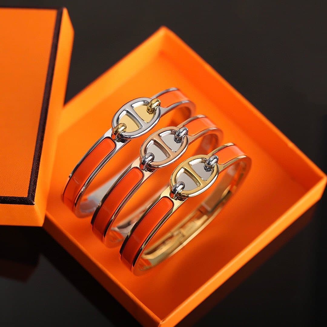 Hermès Pig Nose Bracelet Share 3